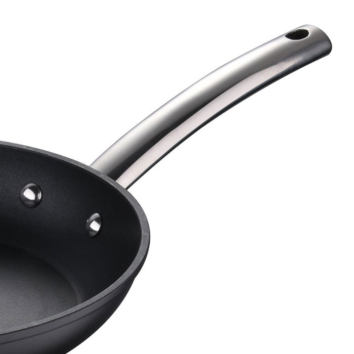 Masterpro Foodies Poêle en Aluminium Forgé 24 cm Antiadhésive Compatible Induction
