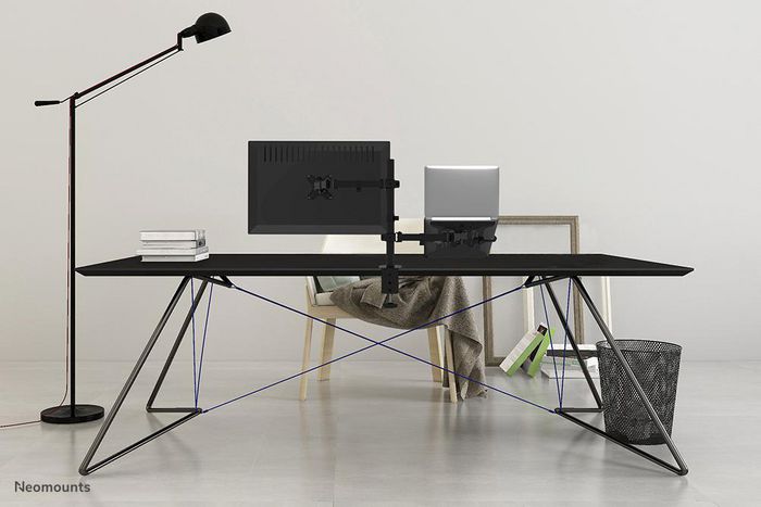 Neomounts FPMA-D550NOTEBOOK Support de bureau avec inclinaison, rotation et pivot pour écrans jusqu'à 32'' et notebooks jusqu'à 15,6''