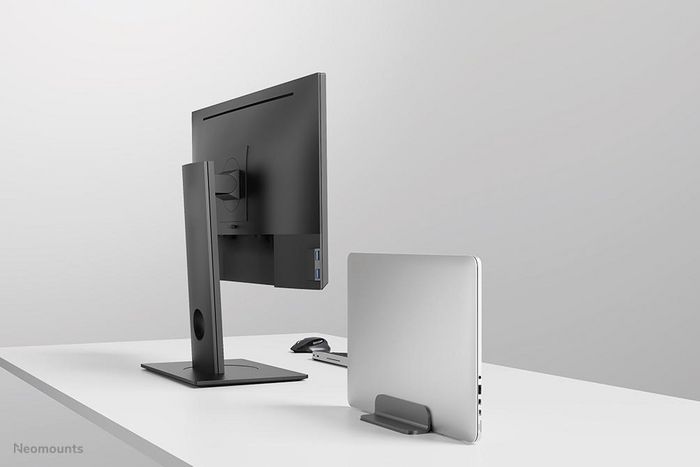 Neomounts NSLS300 Support vertical universel pour ordinateur portable 11 à 17 pouces en aluminium argent - Économiseur d'espace bureau