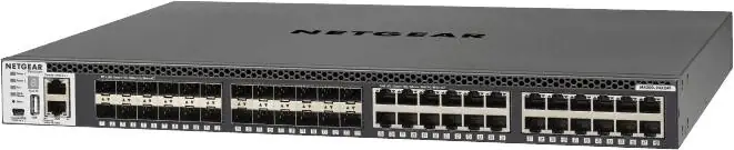 Netgear Switch M4300-24X24F Noir (24 x 10G + 24 x SFP+)