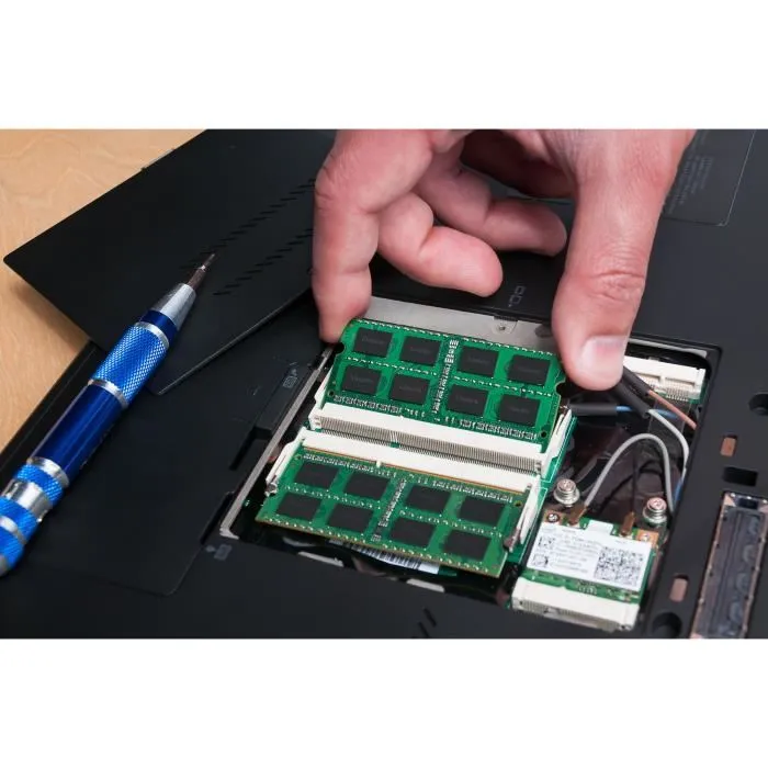 Kingston KVR16S11S8/4 RAM DDR3 4Go 1600MHz CL11 SODIMM 204 Pins