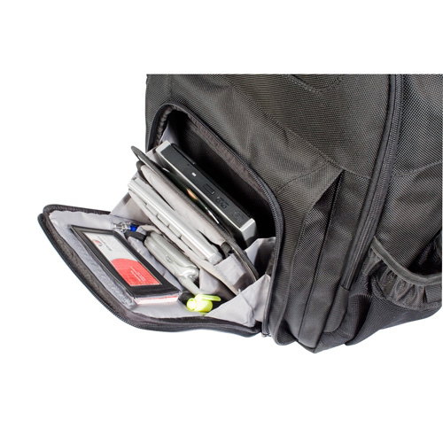 Targus Sac à dos TravelMate pour ordinateur portable 15.6 pouces Noir, SafePort D3O, capacité 27-30 L, nylon balistique Targus Sac à dos TravelMate pour ordinateur portable 15.6 pouces Noir, SafePort D3O, capacité 27-30 L, nylon balistique