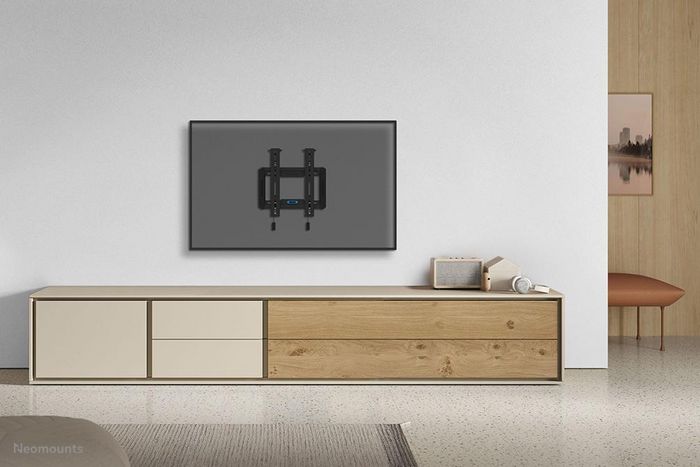 Neomounts WL35-550BL12 Support Mural inclinable pour Téléviseur Écran Plat 24 à 65 Pouces, 40 kg, VESA 75x75 à 200x200 mm, Noir