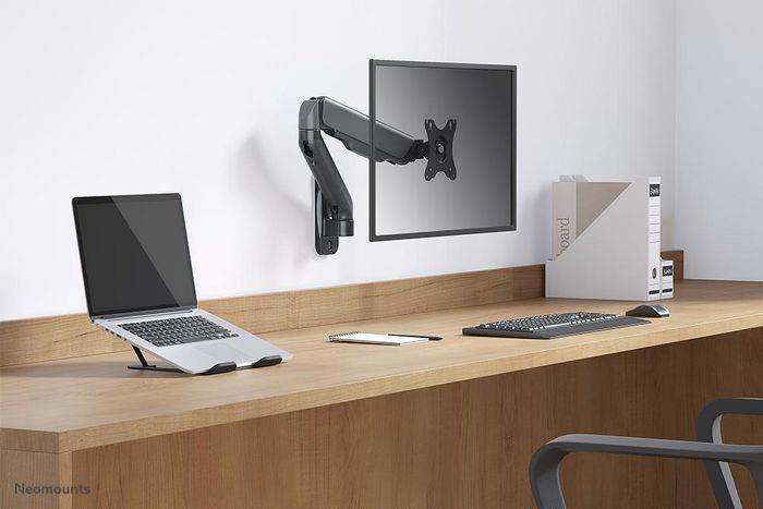 Neomounts WL70-450BL11 Support mural orientable pour TV / écran 17 à 32 pouces - Rotation 360°, inclinaison 135°, pivot 180°, VESA 75x75-100x100, noir