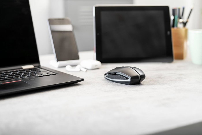 Cherry Gentix BT Souris Optique Sans Fil 7 Touches Noir