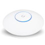 Ubiquiti UAP-AC-HD Point d'Accès Wi-Fi UniFi AC HD - 802.11ac Wave 2, Dual-Band (2533 Mbps), 2x RJ45, USB Type-C, Intérieur/Extérieur