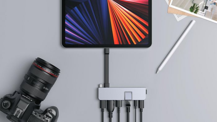 Hyper HyperDrive DUO PRO Hub USB-C 7 Ports avec HDMI 4K 60Hz, Thunderbolt 4, Ethernet Gigabit, USB-A/C, Audio - Compatible MacBook Pro/Air (2016-2021), PC, iPad