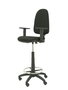 Tabouret Aýna taburete Contact permament de base Tissu Noir Structure polyamide noire Accoudoir 1D Sans appui-tête Roulettes en nylon 50 mm