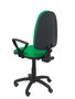 Chaise de bureau Aýna avec mécanisme Contact permanent de base, revêtue de tissu vert. Équipée d'une base en polyamide noir, d'accoudoirs fixes et de roulettes en nylon de 50 mm.