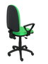 Chaise de bureau Aýna avec mécanisme Contact permanent de base, rembourrée de tissu couleur Pistache. Équipée d'une base en polyamide noir, d'accoudoirs fixes et de roulettes en nylon de 50 mm.