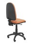Chaise de bureau Aýna avec mécanisme Contact permanent de base, rembourrée de tissu marron. Équipée d'une base en polyamide noir, sans accoudoirs et de roulettes en nylon de 50 mm.