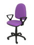 Chaise de bureau Aýna avec mécanisme Contact permanent de base, rembourrée de tissu couleur lilas. Équipée d'une base en polyamide noir, d'accoudoirs fixes et de roulettes en nylon de 50 mm.