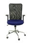 Chaise Minaya Mécanisme d'inclinaison tissu Bleu Maille Noir Structure chromée Accoudoirs relevables Sans appui-tête Roulettes en nylon 50 mm