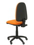 Chaise de bureau Aýna avec mécanisme Contact permanent de base, rembourrée de tissu orange. Équipée d'une base en polyamide noir, sans accoudoirs et avec roulettes pour parquet