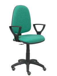 Chaise de bureau Aýna avec mécanisme Contact permanent de base, rembourrée de tissu vert émeraude. Équipée d'une base en polyamide noir, d'accoudoirs fixes et de roulettes pour parquet