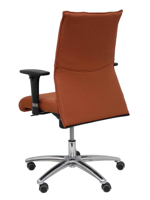 Chaise Albacete confidente Synchro 5 positions Tissu Marron Structure d' aluminium Accoudoir 1D Sans appui-tête Roulettes pour moquette