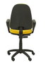 Chaise de bureau Algarra avec mécanisme « Contact permanent » de base, revêtue de tissu jaune. Équipée d'un piètement en polyamide noir, d'accoudoirs fixes et de roulettes en nylon de 50 mm