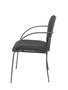 Silla Hellín tapizada con Tela color Negro. Brazos fijos