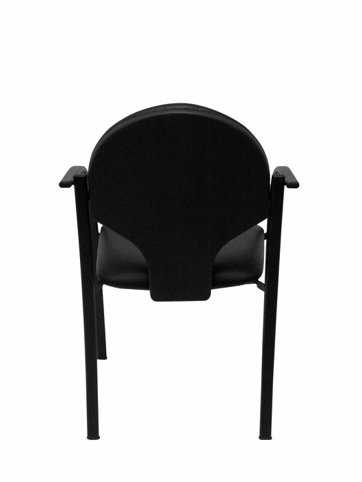 Silla Hellín tapizada con Similpiel color Negro. Brazos fijos Silla Hellín tapizada con Similpiel color Negro. Brazos fijos