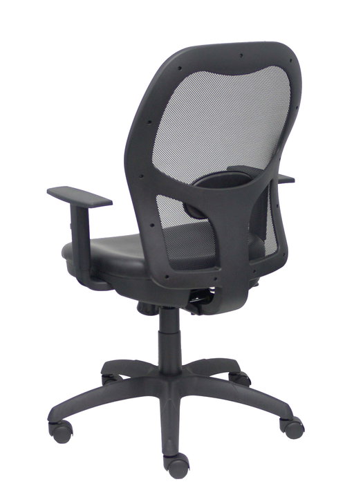 Chaise Jorquera Synchrone/Traslack cuir écologique Noir Structure polyamide noire Accoudoir 1D Sans appui-tête Roulettes en nylon 50 mm Chaise Jorquera Synchrone/Traslack cuir écologique Noir Structure polyamide noire Accoudoir 1D Sans appui-tête Roulettes en nylon 50 mm