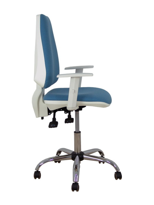 PIQUERAS Y CRESPO Chaise de bureau Elche bleu ciel avec mécanisme Asincro et accoudoirs blancs