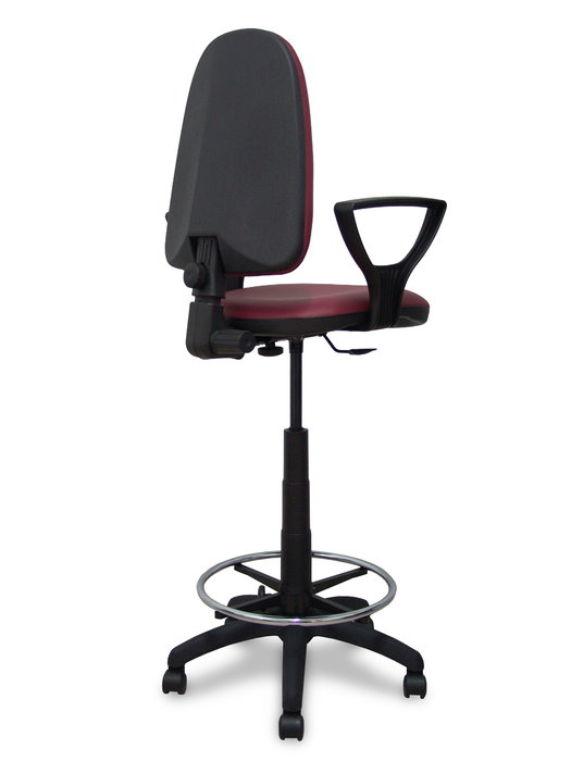 Tabouret Aýna taburete Contact permament de base Cuir écologique Bordeaux Structure polyamide noire Accoudoirs fixes Sans appui-tête Roulettes en nylon 50 mm Tabouret Aýna taburete Contact permament de base Cuir écologique Bordeaux Structure polyamide noire Accoudoirs fixes Sans appui-tête Roulettes en nylon 50 mm