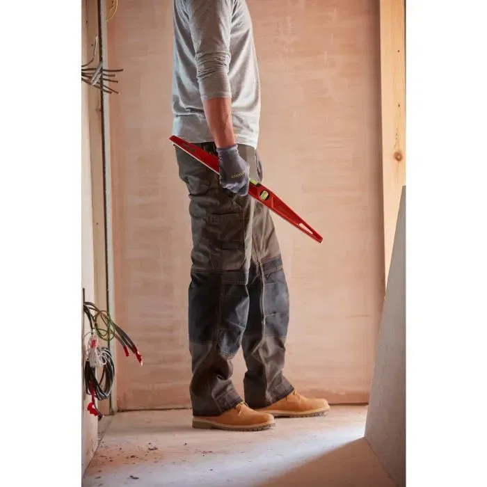 Stanley Niveau - Référence 1-42-314 - Trapézoïdal MLH - Précision 0,5 mm/m - 60 cm - Corps Aluminium - Fabrication Française