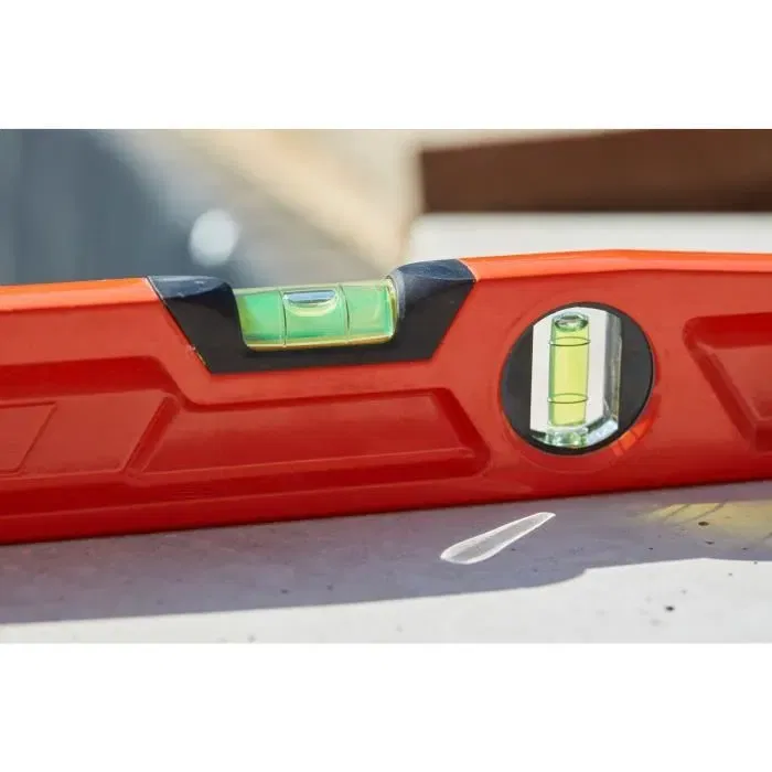 Stanley Niveau - Référence 1-42-314 - Trapézoïdal MLH - Précision 0,5 mm/m - 60 cm - Corps Aluminium - Fabrication Française