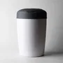 Tommee Tippee Simplee Starter Pack - Poubelle à couches avec 6 recharges, film anti-bactérien parfumé, hermétique, élimine les odeurs, blanc