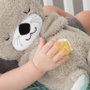 Fisher-Price Loutre Câlins Bonne Nuit - Peluche Veilleuse Musicale et de Relaxation