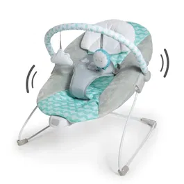 Ingenuity Transat Bébé, Nuages, Vibreur Apaisant, Arche d'Éveil avec 2 Jouets et Cale-Tête Amovible