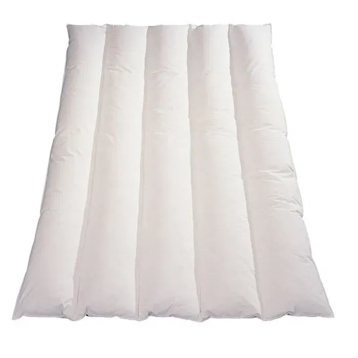 Blanreve Couette légère en microfibre 240 x 260 cm - Blanc - Microfibre polyester 200g/m² - Lavable machine