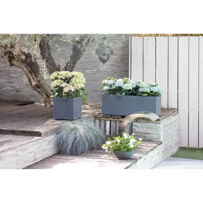 Eda Graphit Up - Pot de fleurs carré anthracite - 30 cm - 21 L - Pour intérieur et extérieur - 29.5 x 29.5 x 29.5 cm Eda Graphit Up - Pot de fleurs carré anthracite - 30 cm - 21 L - Pour intérieur et extérieur - 29.5 x 29.5 x 29.5 cm