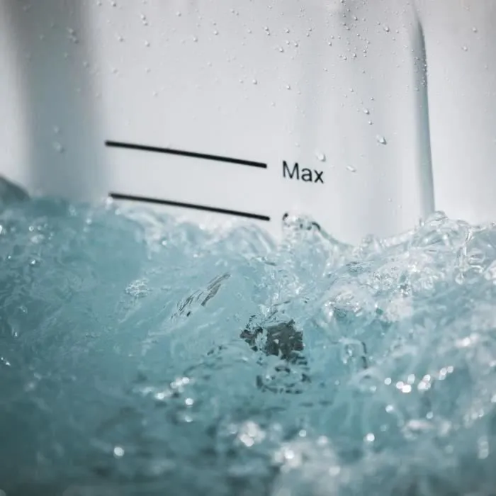 Sunspa AF01 - Spa gonflable rond 6 places, 208 x 65 cm, avec filtre, couverture, tapis et cadenas - 130 micro-jets, chauffe à 40°C