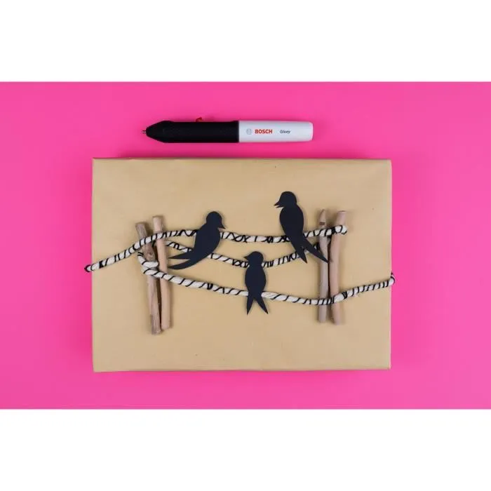 Bosch Pistolet à Colle Sans Fil Gluey Marshmallow avec 20 Bâtonnets de Colle, 2 Batteries et Chargeur USB - Blanc