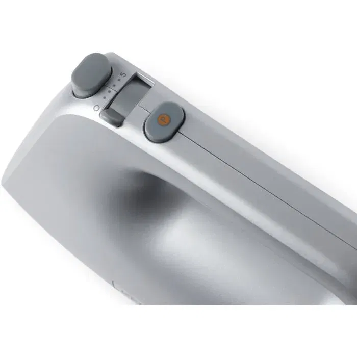 Kenwood HMP30.A0SI Batteur à main 450W, 5 vitesses + Turbo, avec 2 fouets et 2 pétrins en acier inoxydable, corps argenté