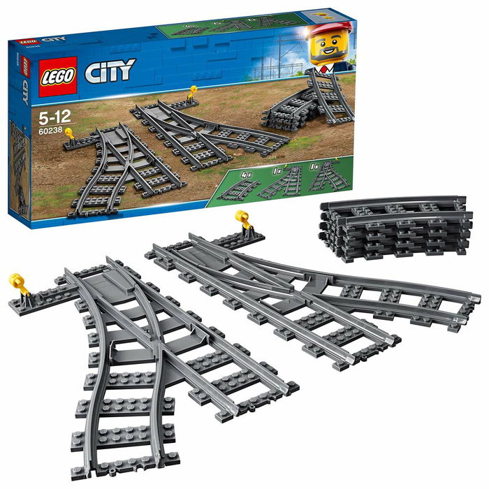 LEGO City 60238 Set de voies de train, avec aiguillages droite et gauche, compatible avec tous les ensembles LEGO City