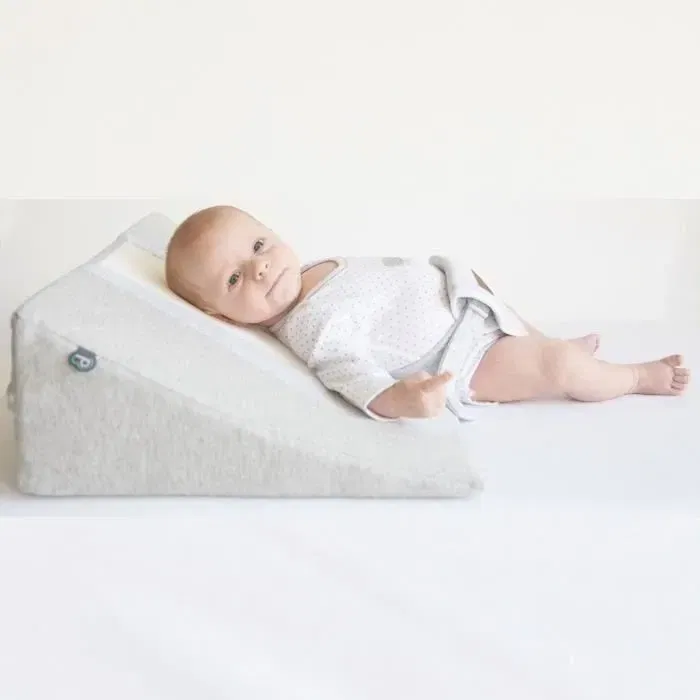 Domiva - Plan Incliné 3D Wave, 25°, Blanc, 70 x 140 cm, Maille Alvéolaire pour Lit, Sécurisé et Déloussable