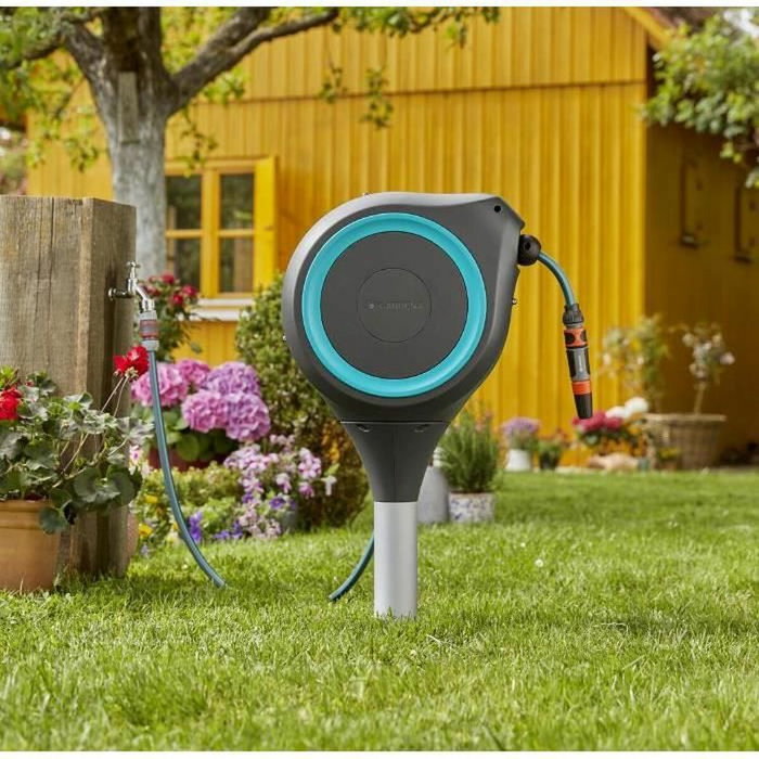Gardena RollUp S Dévidoir automatique sur pic 15 m Gardena RollUp S Dévidoir automatique sur pic 15 m