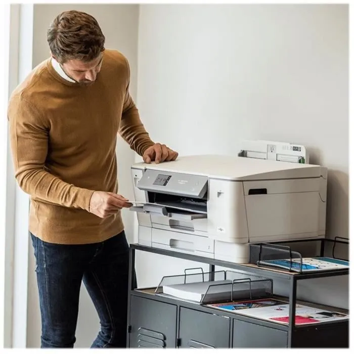 Brother HLJ6010DWRE1 - Imprimante monofonction à jet d'encre couleur format A3 avec Wi-Fi Brother HLJ6010DWRE1 - Imprimante monofonction à jet d'encre couleur format A3 avec Wi-Fi