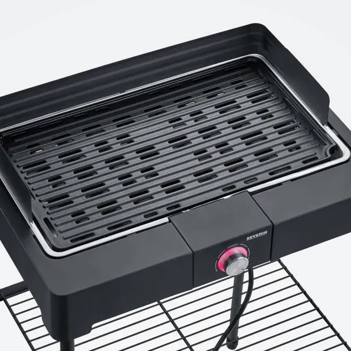 Severin PG8568 - Barbecue électrique sur pieds, Surface de cuisson 44.5x26cm, 2200W, Thermostat réglable, Pare-vent inox, Bac réducteur de fumée, Revêtement SafeTouch
