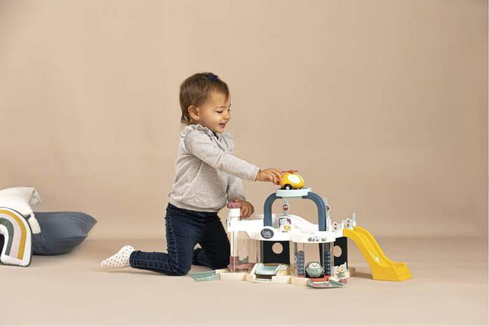 Smoby Little Smoby Premier Garage avec voiture incluse