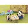 Sylvanian Families 5652 - La Fille Panda avec Vélo et Remorque, Accessoires et Patins à Roulettes - Jouet Extérieur Enfant dès 3 Ans