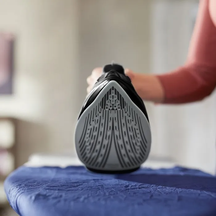 Philips DST5040/80 Fer à Repasser Vapeur - 2600W - Système Calc Clean - Semelle SteamGlide Plus - 45g/min Vapeur Continue - Noir