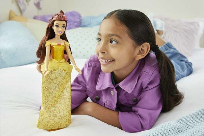 Mattel - Poupée Disney Princesse Bella Articulée 29 cm - Version Espagnol/Portugais Mattel - Poupée Disney Princesse Bella Articulée 29 cm - Version Espagnol/Portugais