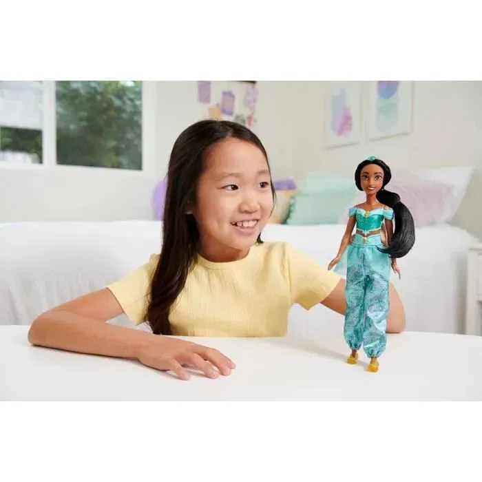 Disney Princess Poupée Princesse Jasmine 29 cm, tenue pailletée avec accessoires HLW12 - Mattel Disney Princess Poupée Princesse Jasmine 29 cm, tenue pailletée avec accessoires HLW12 - Mattel