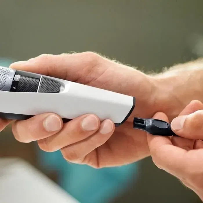 Philips BT3206/14 Tondeuse Corps & Barbe Série 3000 avec 10 Hauteurs de Coupe, Sabot Ajustable et Tête Lavable - 60 min Autonomie Philips BT3206/14 Tondeuse Corps & Barbe Série 3000 avec 10 Hauteurs de Coupe, Sabot Ajustable et Tête Lavable - 60 min Autonomie