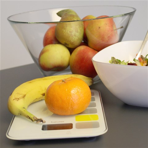 Beurer KS-19 Séquence Balance de Cuisine Électronique avec Écran LCD et Surface en Verre, Fonction Tara, Capacité 5 kg, Blanc