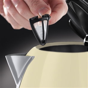 Russell Hobbs 20415-70 Bouilloire électrique Colours Plus+ 1.7 L crème avec fonction ébullition rapide (1 tasse en 50 s) et bec verseur anti-gouttes