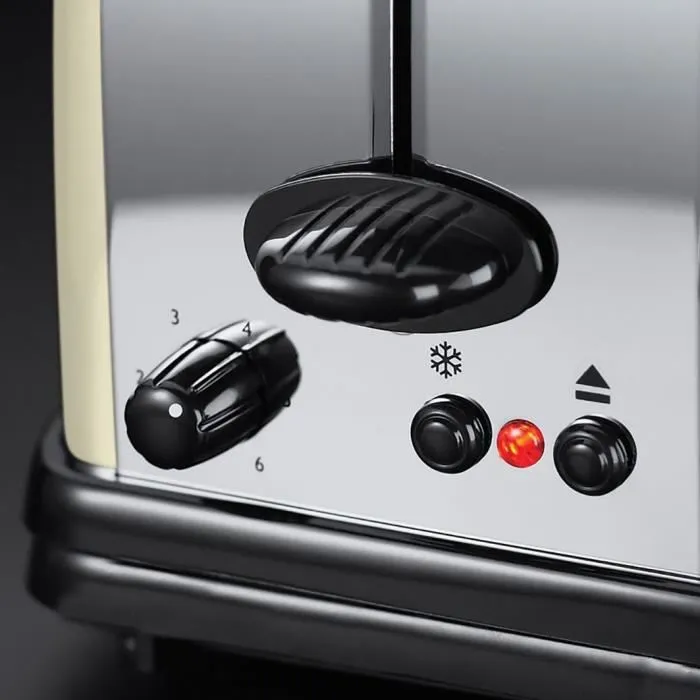 Russell Hobbs 21395-56 Grille-pain Long avec Fentes Longues, Contrôle de Brunissage et Design avec Accents Acier - Blanc
